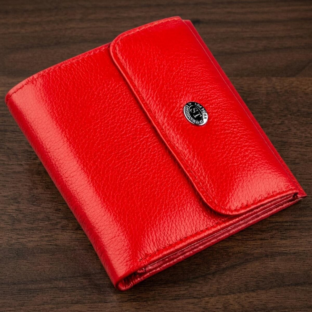 Портмоне для жінок з монетницьою ST Leather 18918 Червоний
