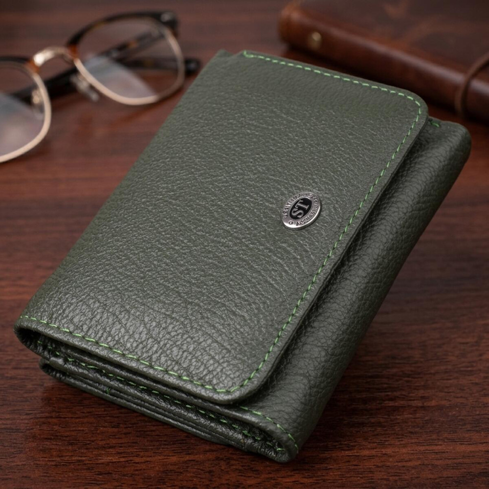 Жіночий гаманець компактного розміру з натуральної шкіри ST Leather 23072 Зелений