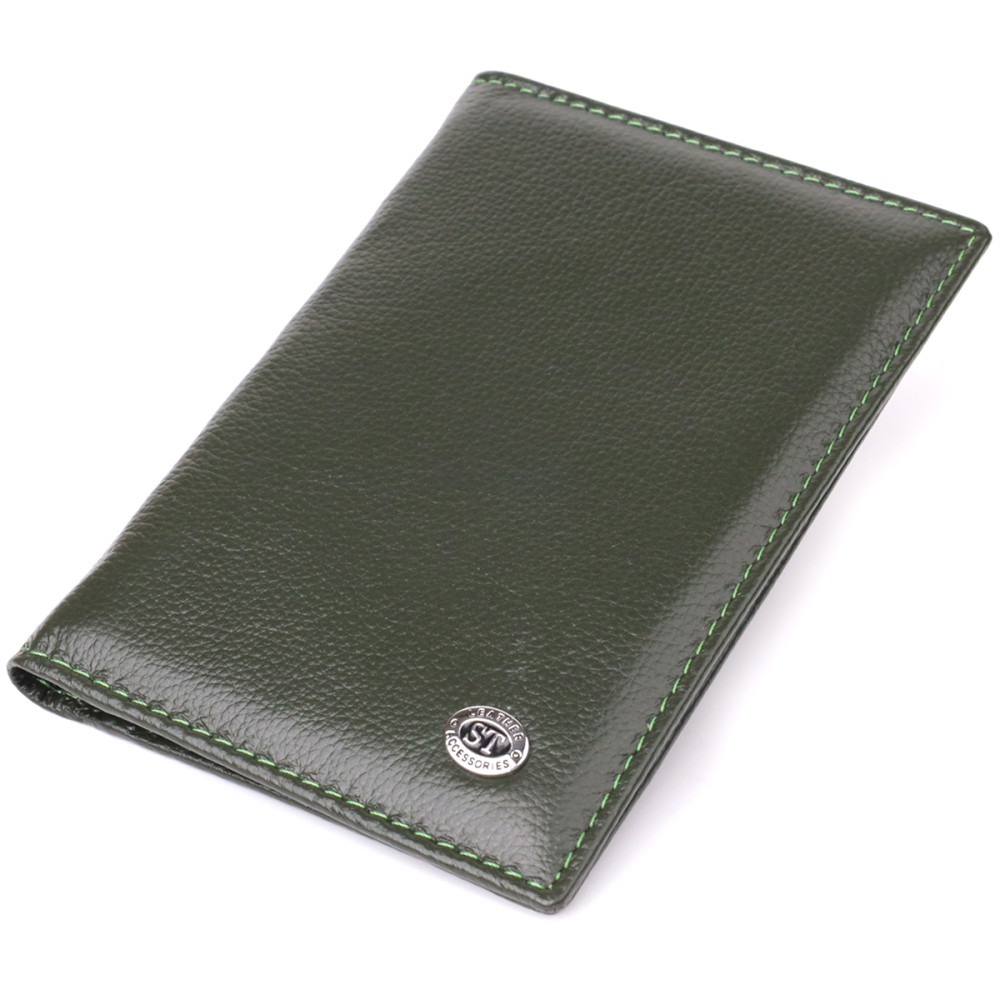 Практичная обложка на паспорт универсального формата из натуральной кожи ST Leather 23081 Зеленый